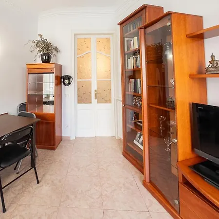 Apartment U-nique Sagrada Familia Ii